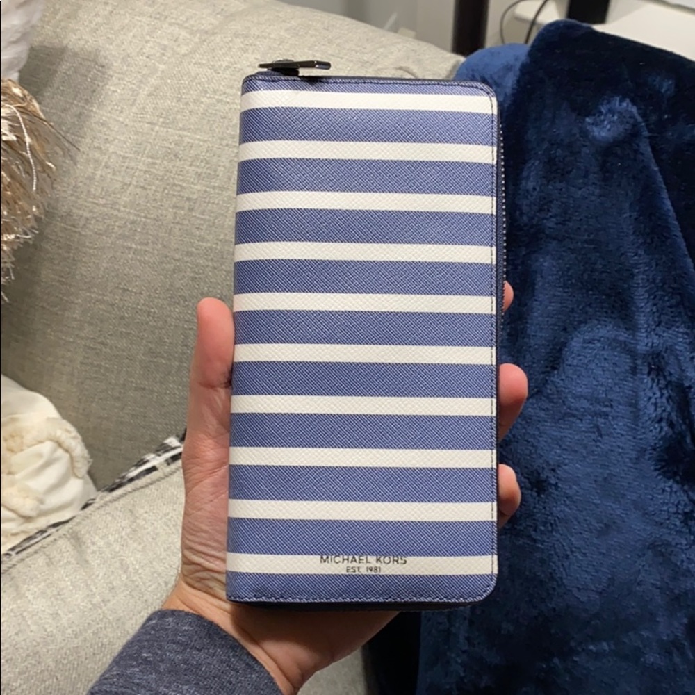Micheal Kors Striped Oversized Wallet